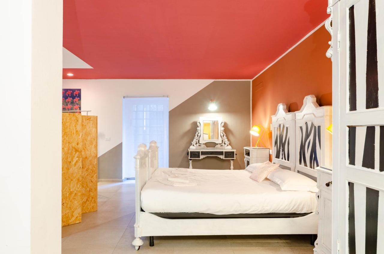 Apartamento Joivy Vibrant Open-Plan Apt For 6 In Historic Centre Génova Exterior foto