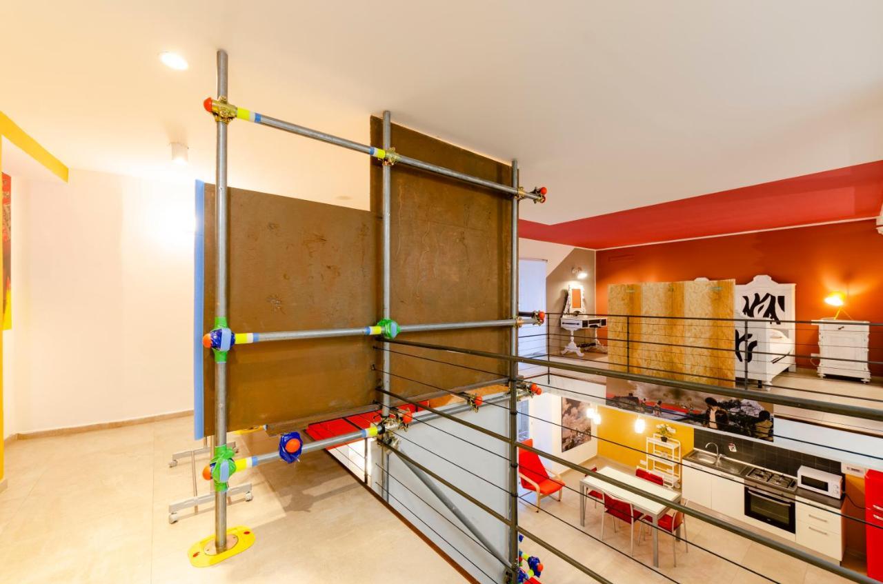 Apartamento Joivy Vibrant Open-Plan Apt For 6 In Historic Centre Génova Exterior foto